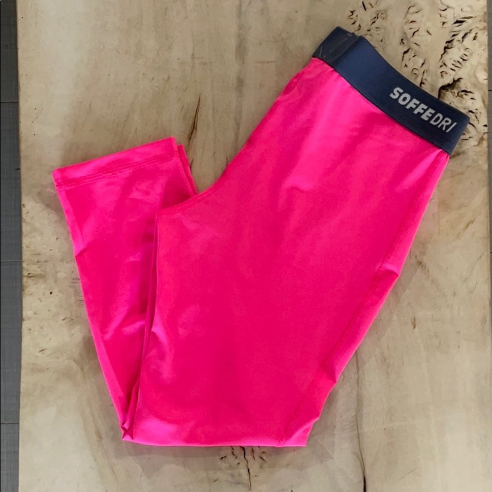 Soffe Low rise hot pink cropped work out legging